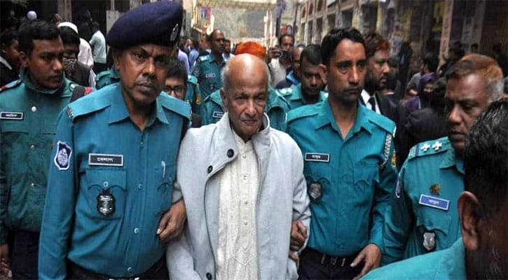 কারাগারে, হাসপাতালের প্রিজন সেলে; তবুও মোহনা টিভিতে নির্দেশনা!