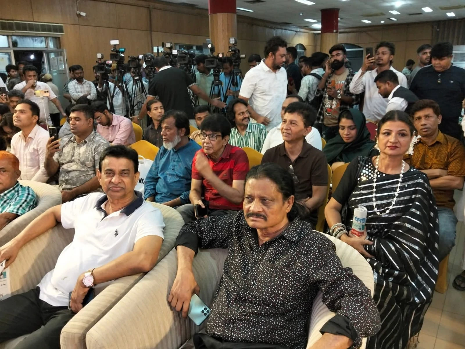 কথা না, কাজ দিয়ে প্রমাণ করা উচিত: জনপ্রিয় চিত্র নায়িকা রাকা আলম