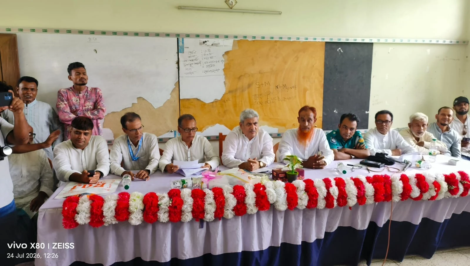 হুজুরীপাড়ায় জনদাবি শুনলেন এমপি মিলন, অগ্রাধিকার ভিত্তিতে উন্নয়নের আশ্বাস