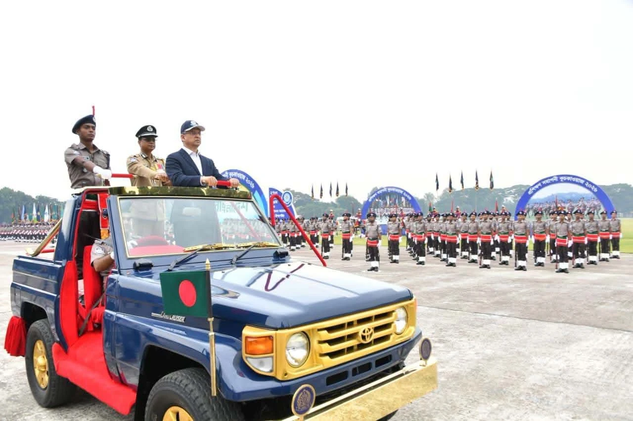 সারদায় ২৪৬ নবীন পুলিশ কর্মকর্তার প্রশিক্ষণ সমাপনী কুচকাওয়াজ