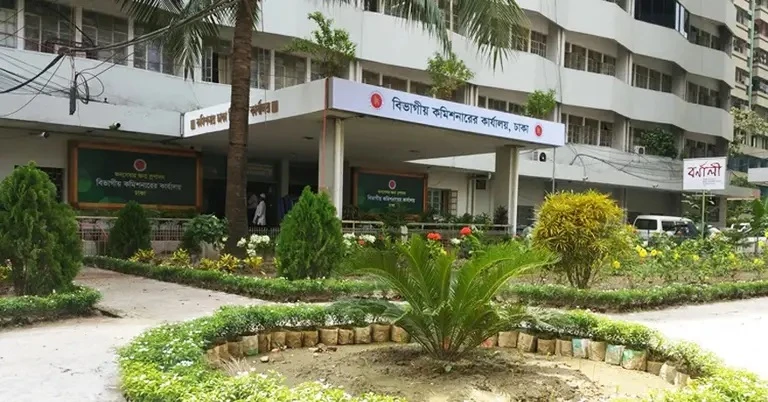 শিক্ষাপ্রতিষ্ঠানে নির্বাচনি সভা-সমাবেশ ও প্রচারণা নিষিদ্ধ